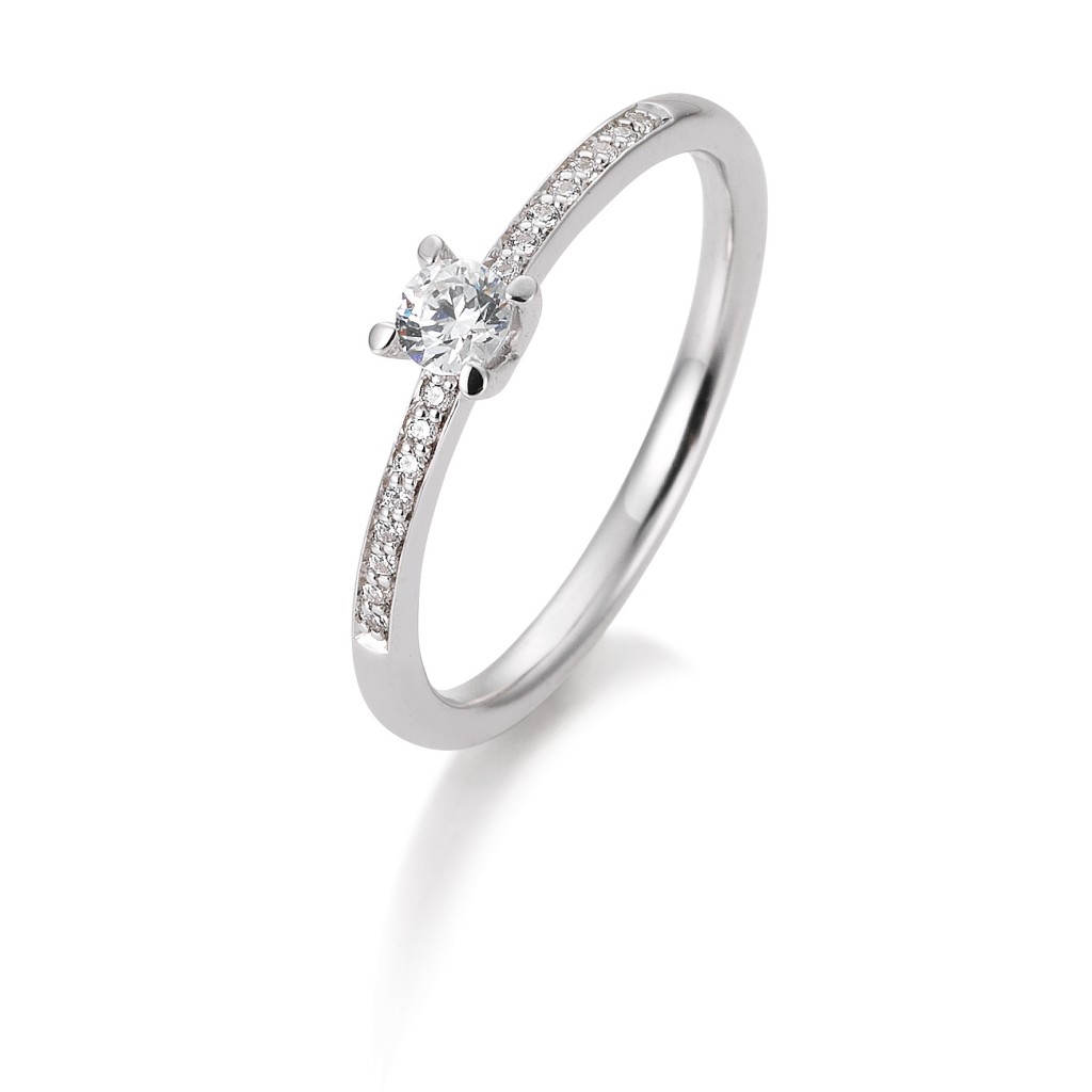 witgouden ring met 0.10ct middensteen