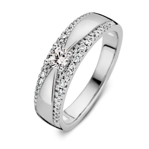 14 karaat witgouden ring met 0.40ct diamant